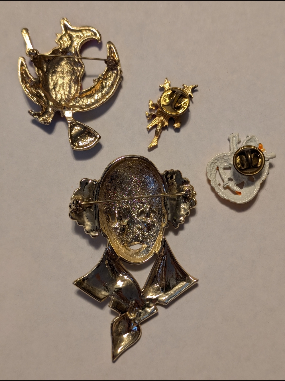 Vintage Halloween Witch, Clown And Pumpkin Brooch Lot - Picture 6 of 6